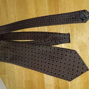 G Foggia Handmade Geometric Pattern Silk Tie
